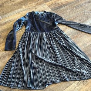 Girls dress size 10/12 wonder nation